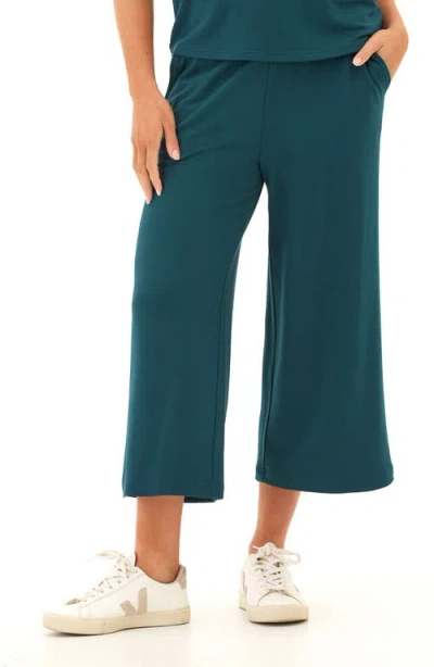 Threads 4 Thought Serena Wide Leg Crop Pants In Green