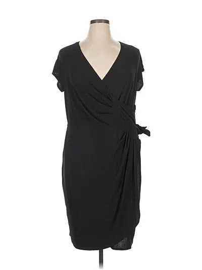 Pre-owned Tiana B Cocktail Dress In Black