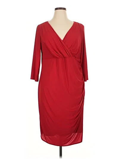 Pre-owned Tiana B Cocktail Dress In Burgundy