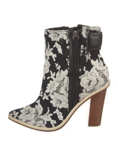 Pre-owned Tibi Floral Print Boots In Black/white