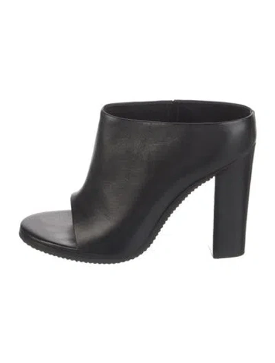 Pre-owned Tibi Leather Sandals In Black