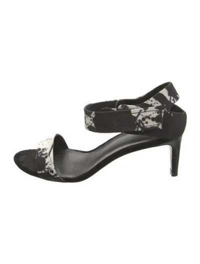 Pre-owned Tibi Printed Slingback Sandals In White