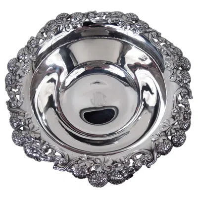 Pre-owned Tiffany & Co Antique Tiffany Sterling Silver Bowl In Classic Clover Pattern