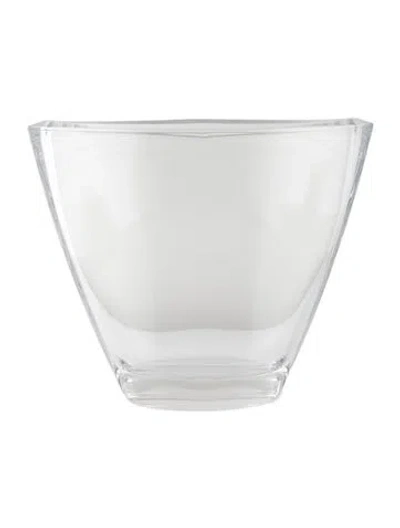 Pre-owned Tiffany & Co Delta Skymiles Crystal Vase In Clear