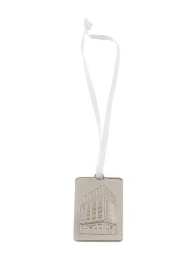 Pre-owned Tiffany & Co Landmark Store Nyc Tag Ornament In Silver