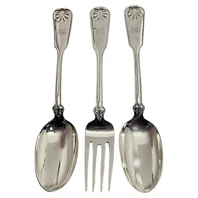Pre-owned Tiffany & Co Set Of 3  Shell & Thread Sterling Serving Spoons & Fork Mono #15284 In Multi