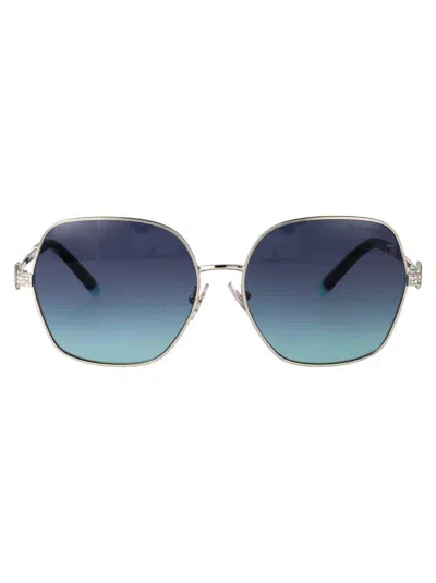 Tiffany & Co . Sunglasses In Gray