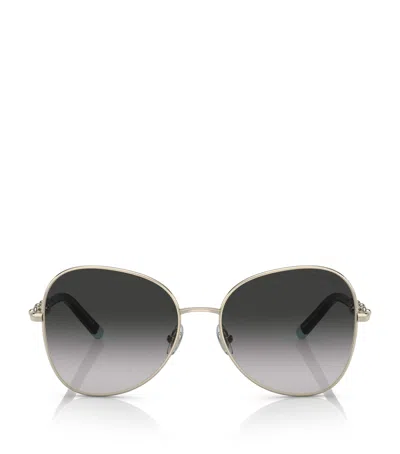 Tiffany & Co Tf3086 Hardware Micro Link Sunglasses In Gold