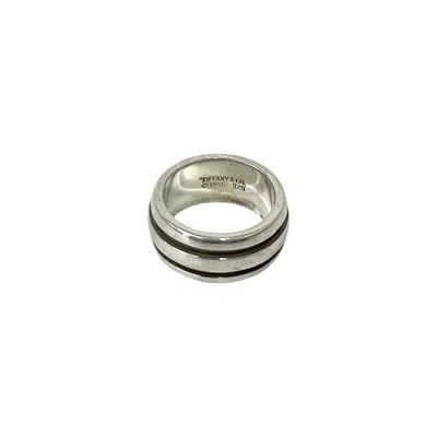 Pre-owned Tiffany & Co Tiffany Silver Silver 925 Band Ring ()