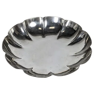 Pre-owned Tiffany & Co Tiffany Sterling Elegant Lobed Bowl In Silver