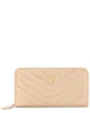 Tiffany & Fred Paris V-shape Quilted Leather Wallet