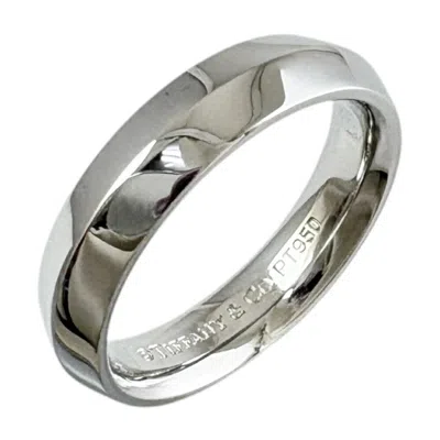 Pre-owned Tiffany & Co 950 Band Ring ()
