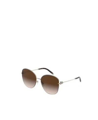 Tiffany & Co Logo Sunglasses In Brown