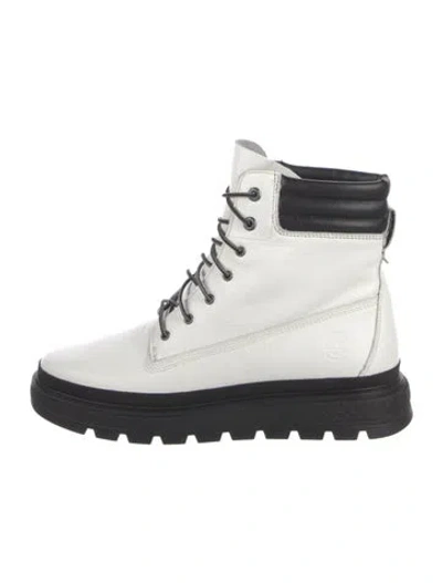 Pre-owned Timberland Leather Lace-up Boots In White