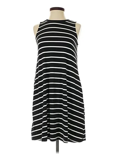 Pre-owned Time And Tru Casual Dress In Black