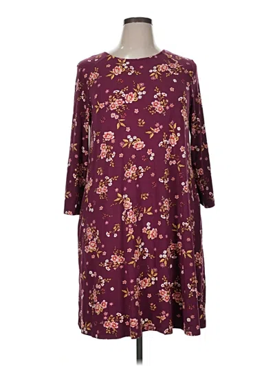 Pre-owned Time And Tru Casual Dress In Burgundy