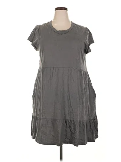 Pre-owned Time And Tru Casual Dress In Gray