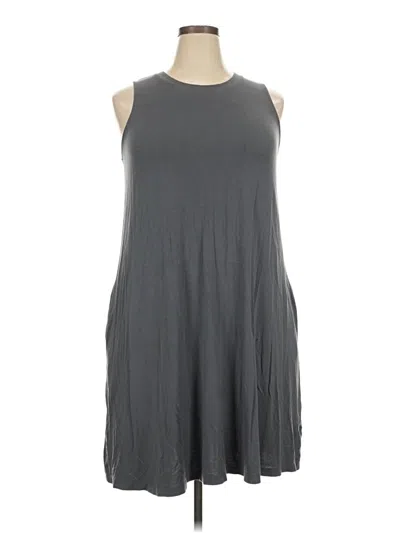 Pre-owned Time And Tru Casual Dress In Gray