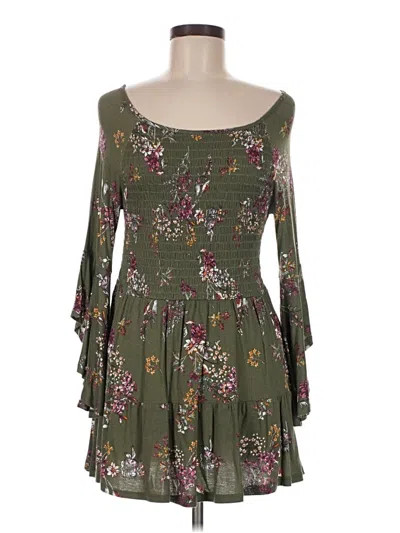 Pre-owned Time And Tru Casual Dress In Green