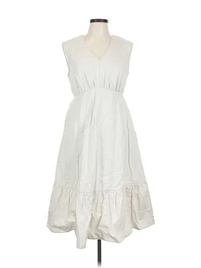 Pre-owned Time And Tru Casual Dress In White