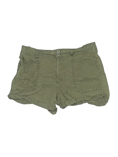 Pre-owned Time And Tru Khaki Shorts In Green