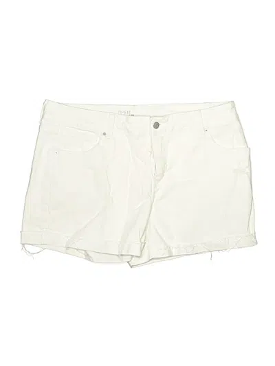 Pre-owned Time And Tru Khaki Shorts In White