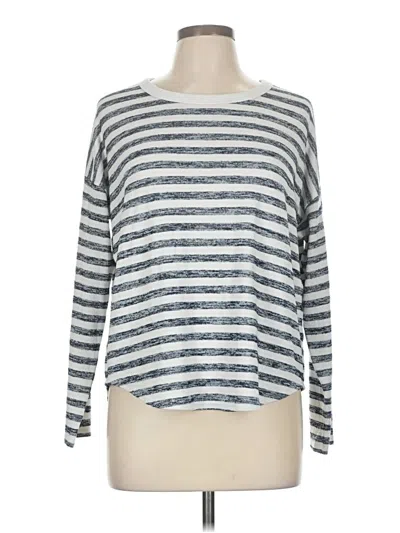 Pre-owned Time And Tru Long Sleeve T-shirt In Silver