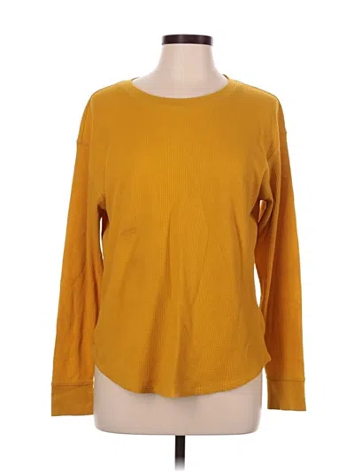 Pre-owned Time And Tru Long Sleeve T-shirt In Yellow