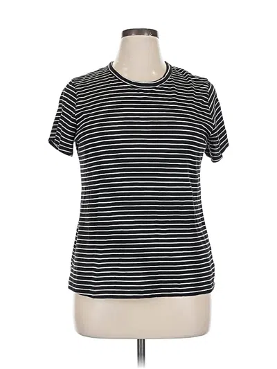 Pre-owned Time And Tru Short Sleeve T-shirt In Black