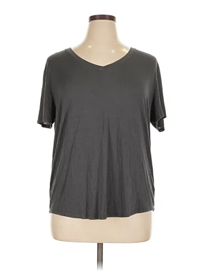 Pre-owned Time And Tru Short Sleeve Top Gray V Neck Tops