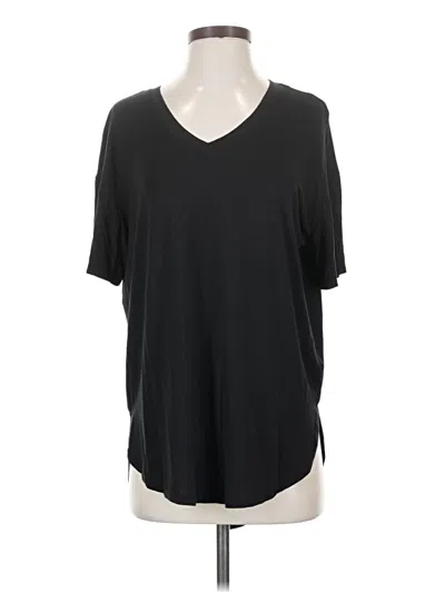 Pre-owned Time And Tru Short Sleeve T-shirt In Black