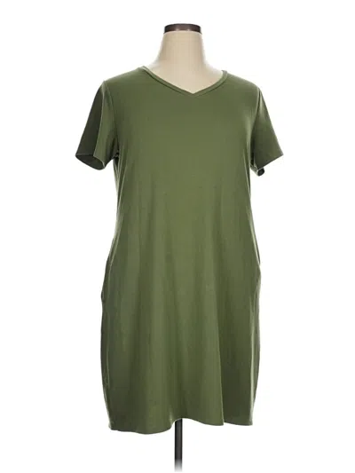 Pre-owned Time And Tru Short Sleeve T-shirt In Green