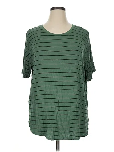 Pre-owned Time And Tru Short Sleeve T-shirt In Green