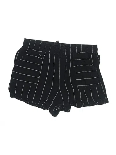 Pre-owned Time And Tru Shorts In Black