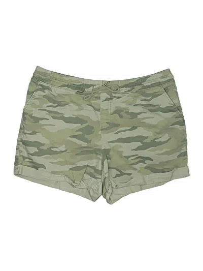 Pre-owned Time And Tru Shorts In Green