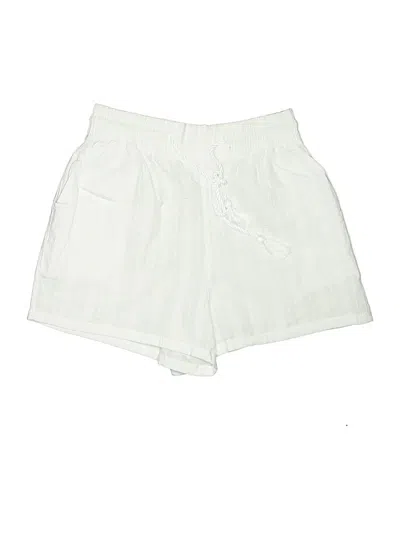 Pre-owned Time And Tru Shorts In Ivory