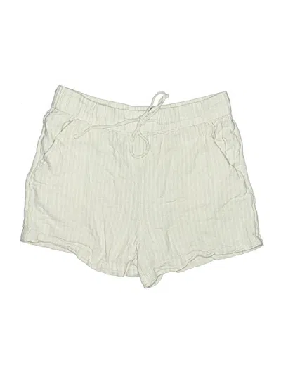 Pre-owned Time And Tru Shorts In Ivory