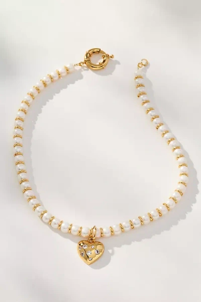 Timeless Pearly Heart Pendant Necklace In Gold