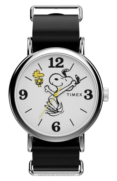 Timex ® Peanuts® X  Weekender Snoopy 40mm Leather Strap Watch In Black