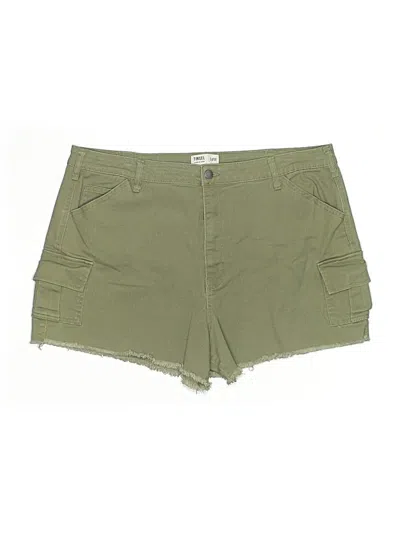 Pre-owned Tinsel Khaki Shorts In Green