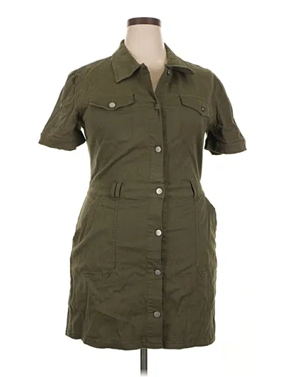 Pre-owned Tinseltown Casual Dress In Green