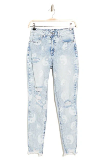 Tinseltown Yin Yang Ripped High Waist Ankle Mom Jeans In Liv Wash