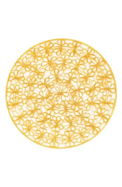 Tiramisu Bloom Lace Metal Placemat In Yellow