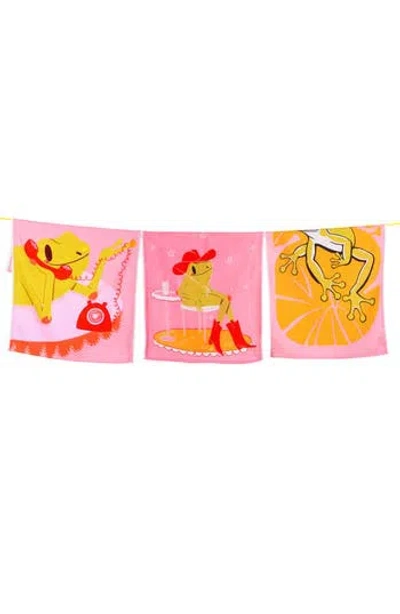 Tiramisu Lily Pad Luncheon Set Of 3 Kitchen Towels In Pink