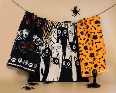 Tiramisu Spooky Cat Halloween Towel Set In Multi