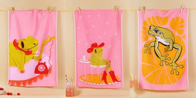 Tiramisu The "lily Pad Luncheon" Artisan Kitchen Tea Towel Set - Set Of 3 In Multi