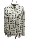 Tizzie Fashionista Long Sleeve Button Up Top In White In White