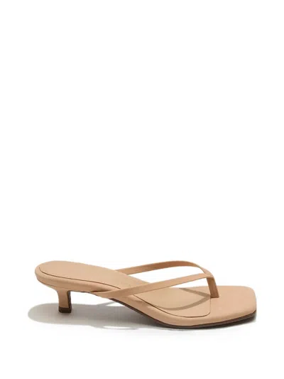 Tkees Julia Sandalen Mit Eckiger Kappe In Brown