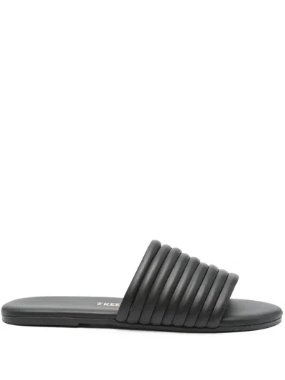 Tkees Sandal