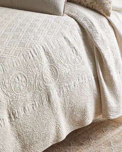 Tl At Home Palmer King Coverlet In Natural Linen